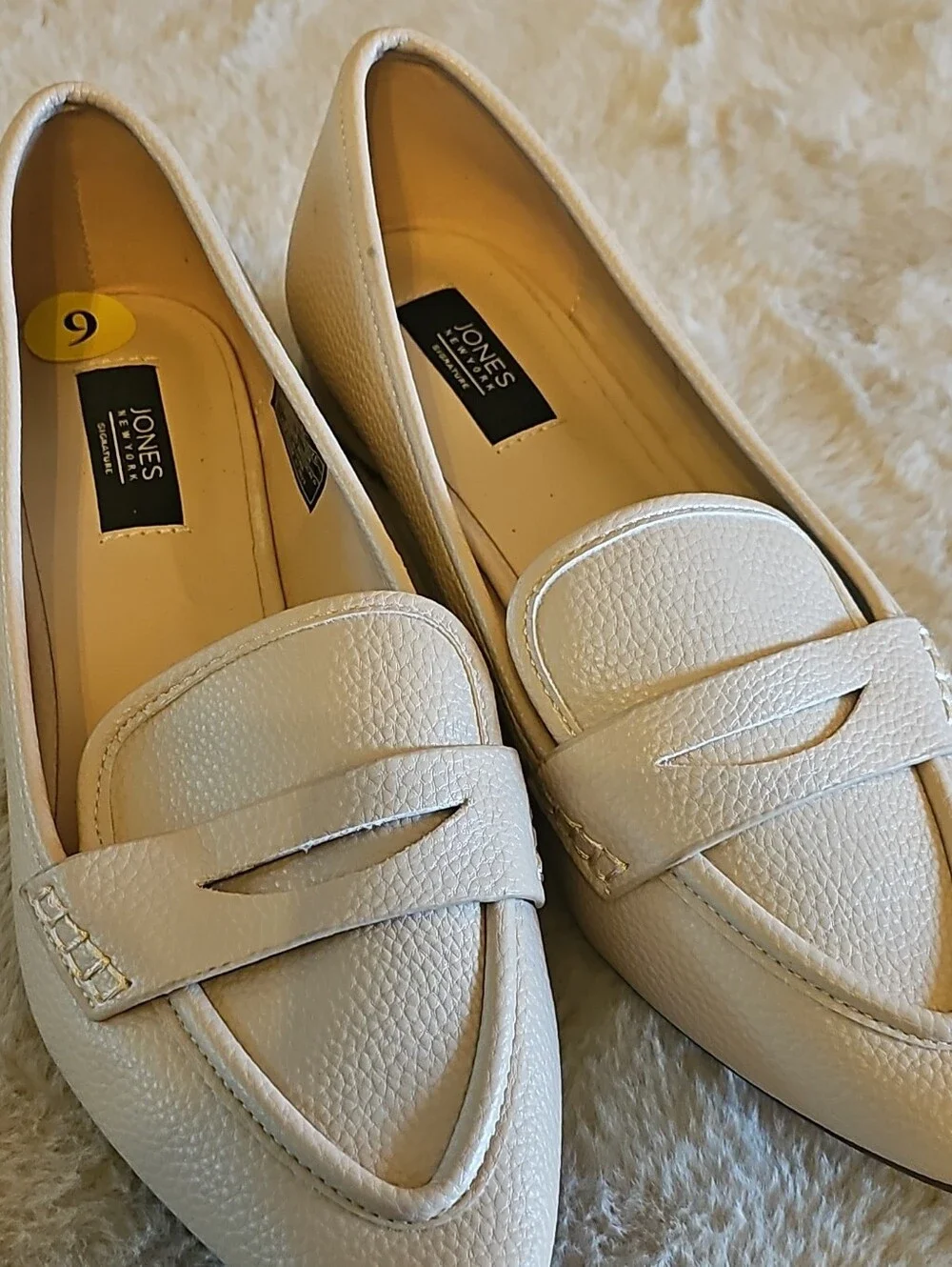 Jones New York Cream Pebble-Textured Loafer Flats